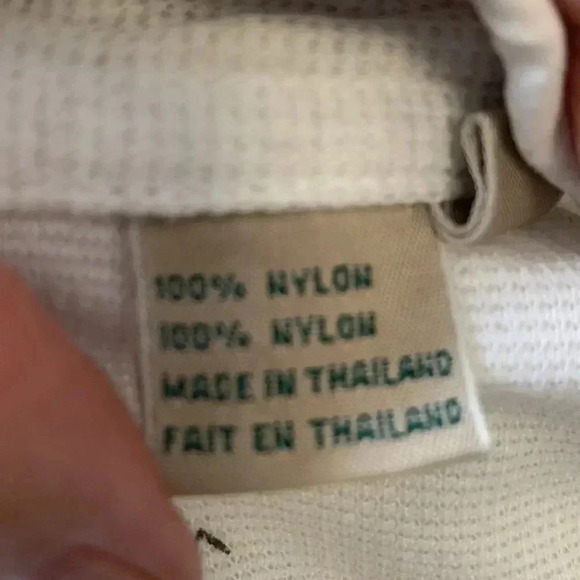 Royal Robbins sleeveless lightweight hiking top with large Velcro pockets - Picture 6 of 6